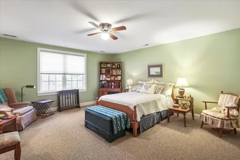 40 Birdsong Lane Edinburg VA 22824