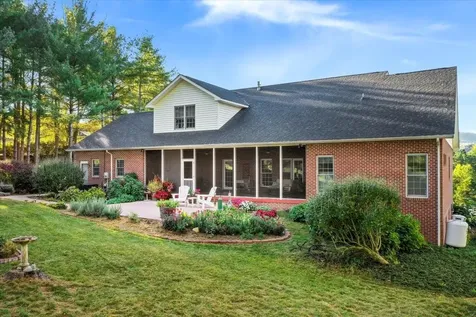 40 Birdsong Lane Edinburg VA 22824