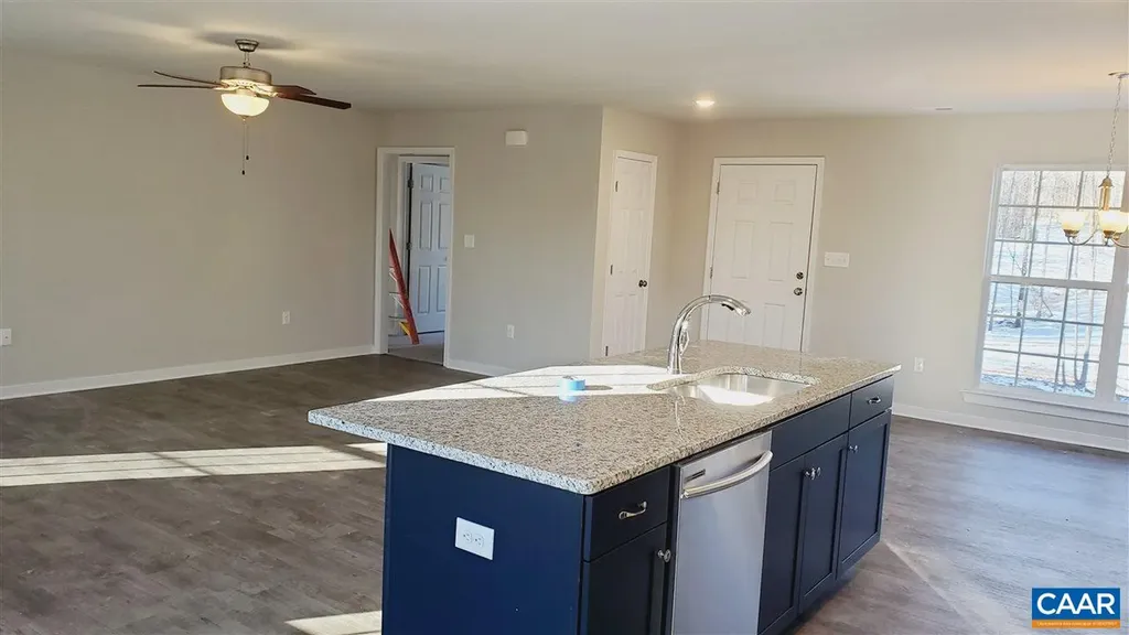 Dixie Hollow Louisa VA 23093