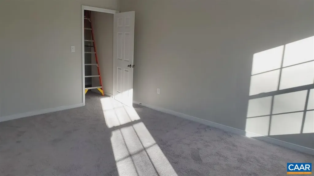 Dixie Hollow Louisa VA 23093