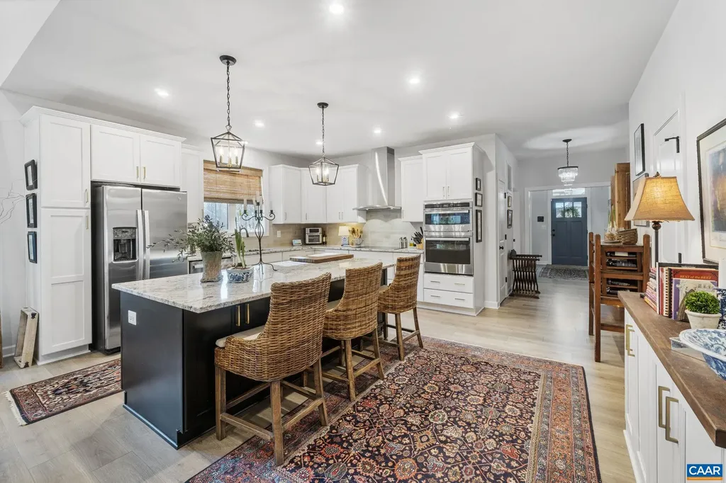 62 Pine Shadow Court Troy VA 22974