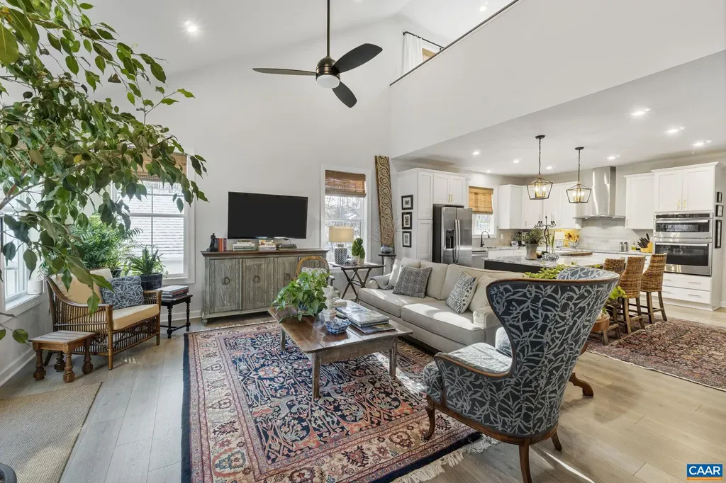 62 Pine Shadow Court Troy VA 22974