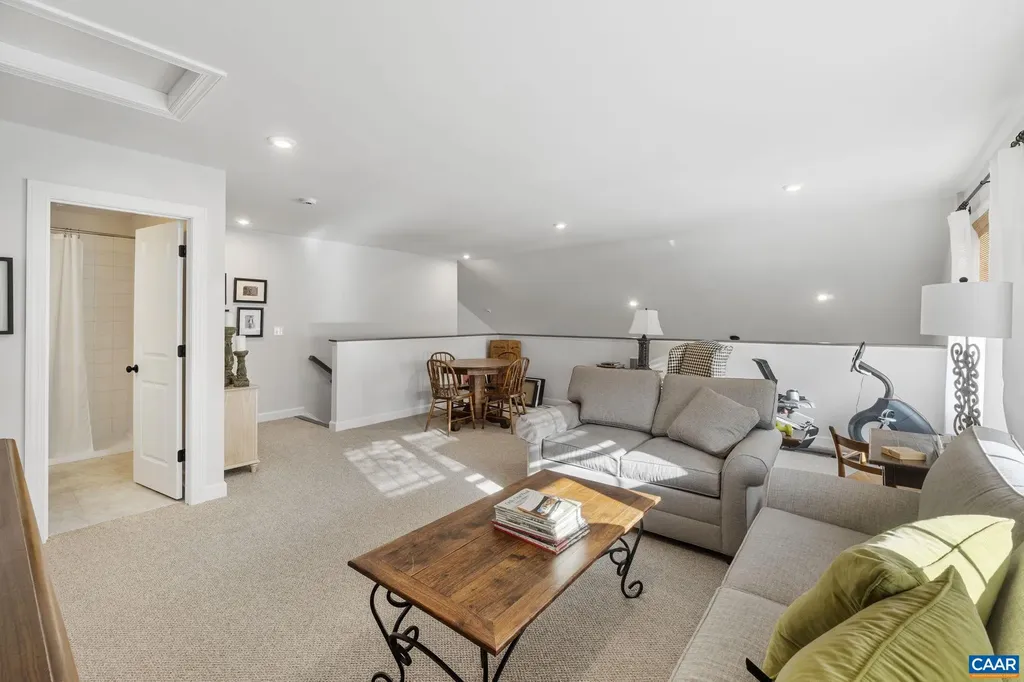 62 Pine Shadow Court Troy VA 22974