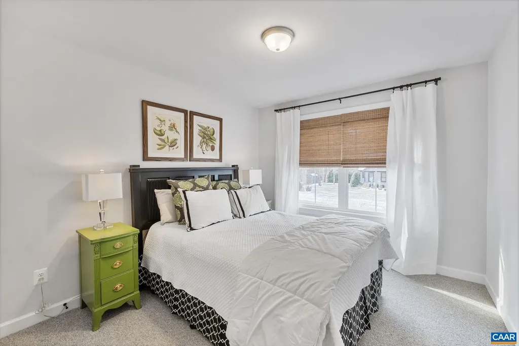 62 Pine Shadow Court Troy VA 22974