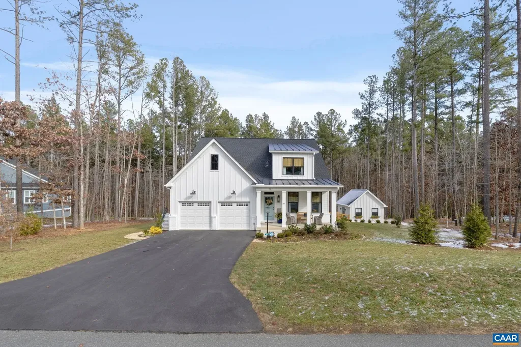 62 Pine Shadow Court Troy VA 22974