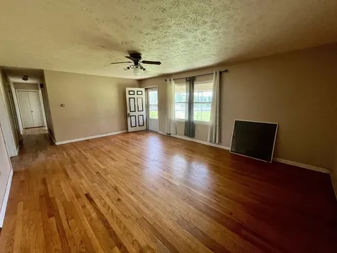 504 Steeles Fort Road Raphine VA 24472