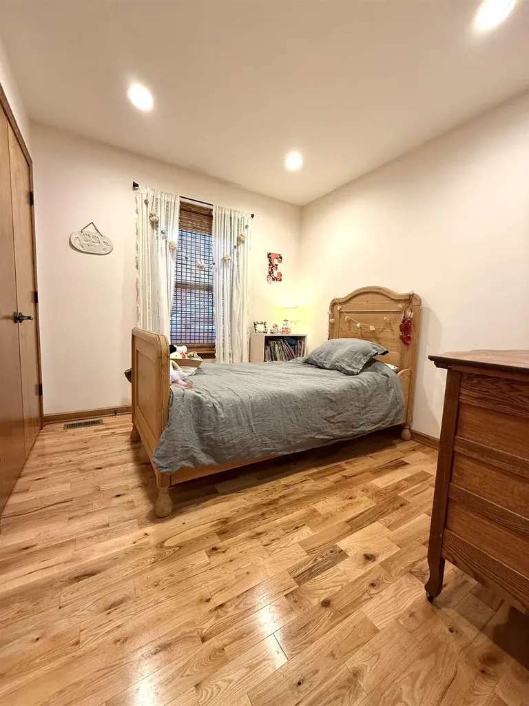 10921 Cook Town Road Bridgewater VA 22812