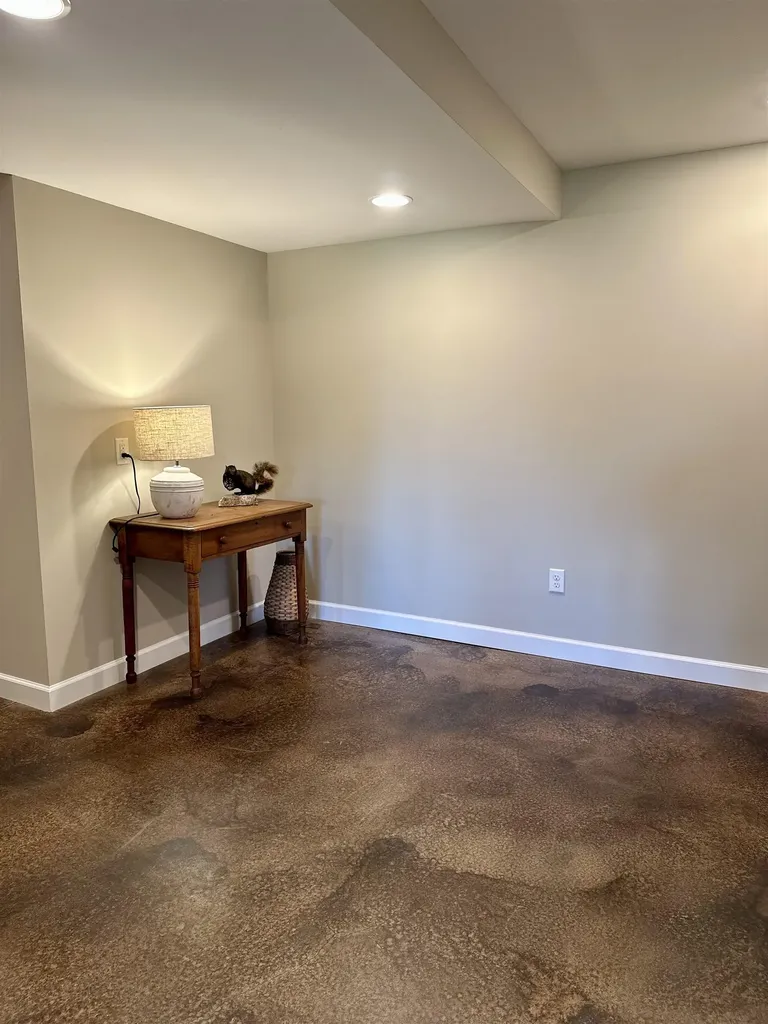 10921 Cook Town Road Bridgewater VA 22812