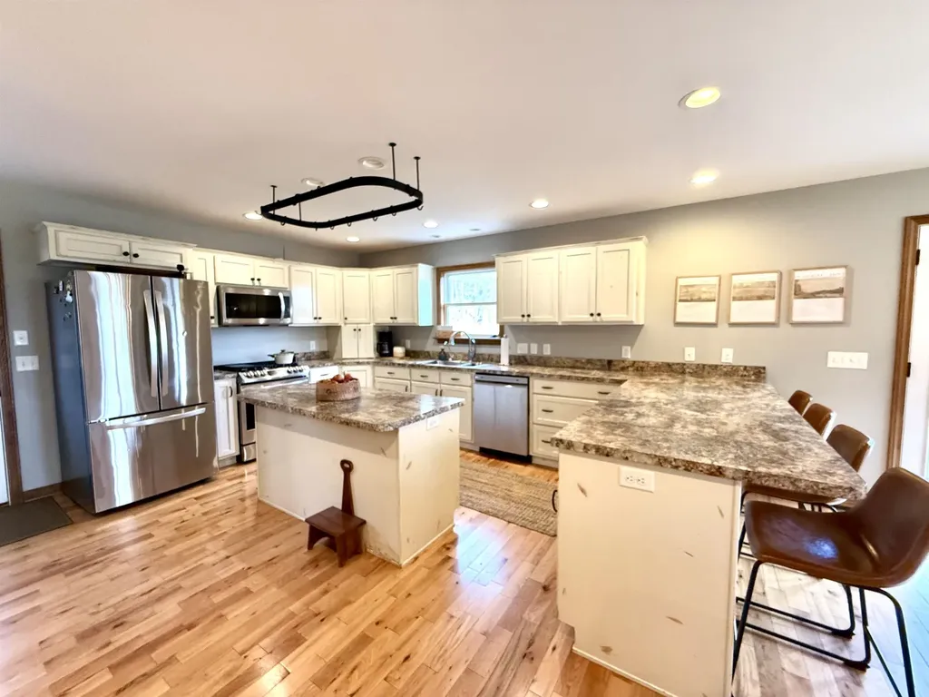 10921 Cook Town Road Bridgewater VA 22812