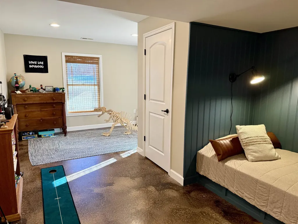 10921 Cook Town Road Bridgewater VA 22812