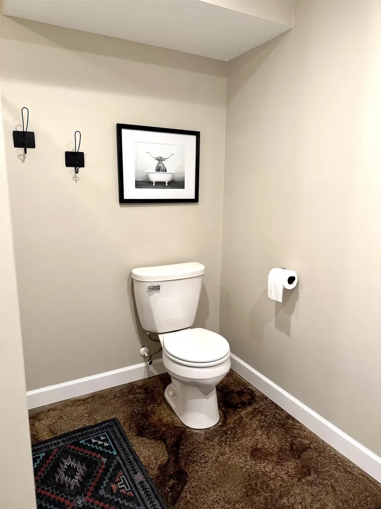 10921 Cook Town Road Bridgewater VA 22812