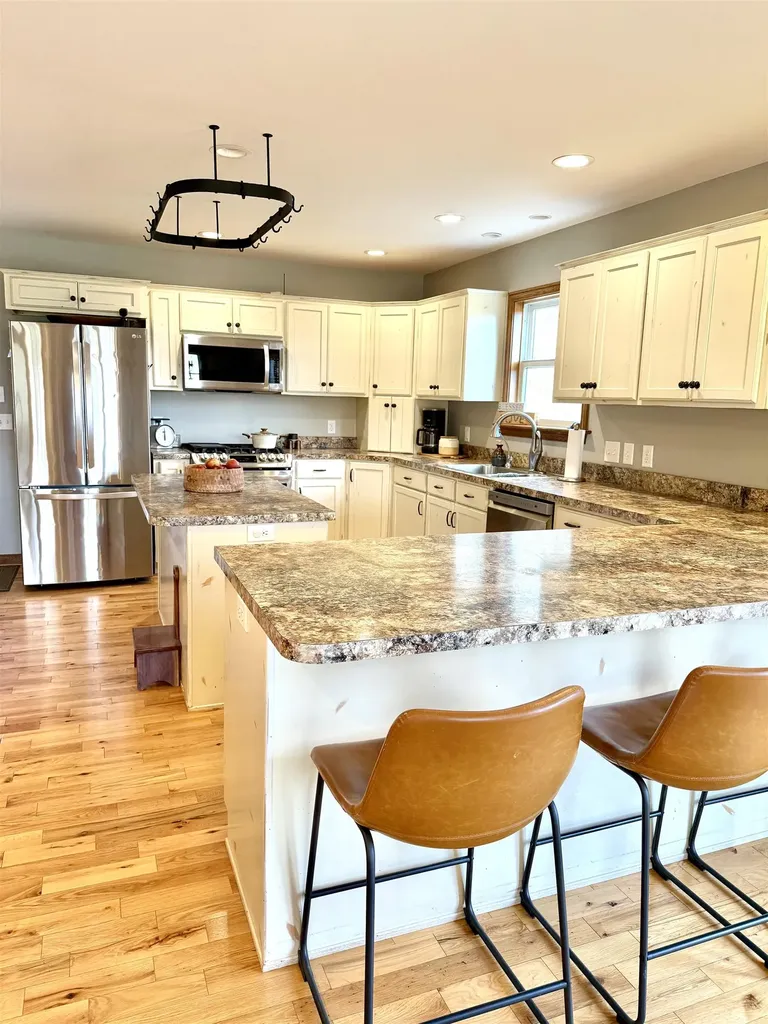 10921 Cook Town Road Bridgewater VA 22812