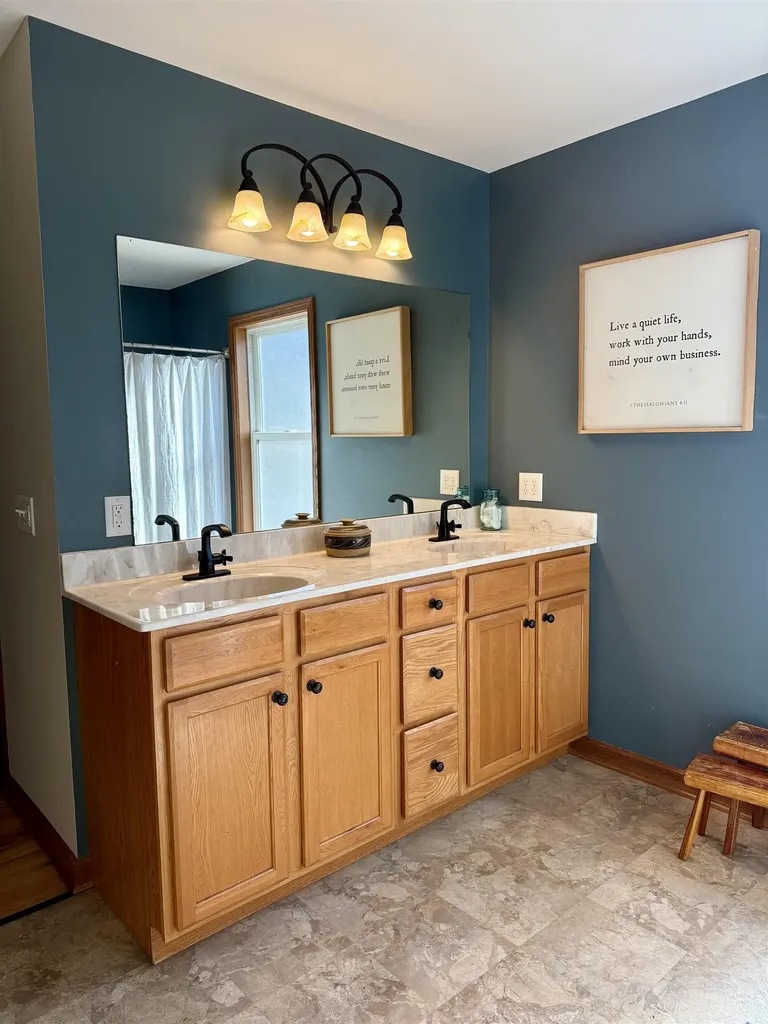 10921 Cook Town Road Bridgewater VA 22812