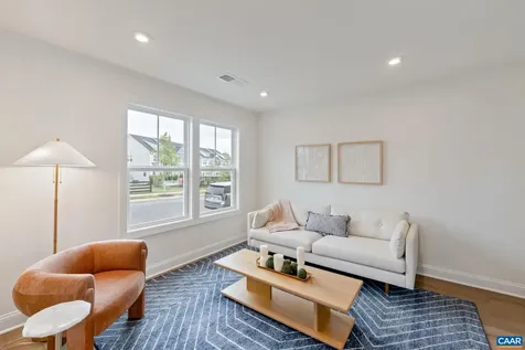 7 Ryan Way Charlottesville VA 22911