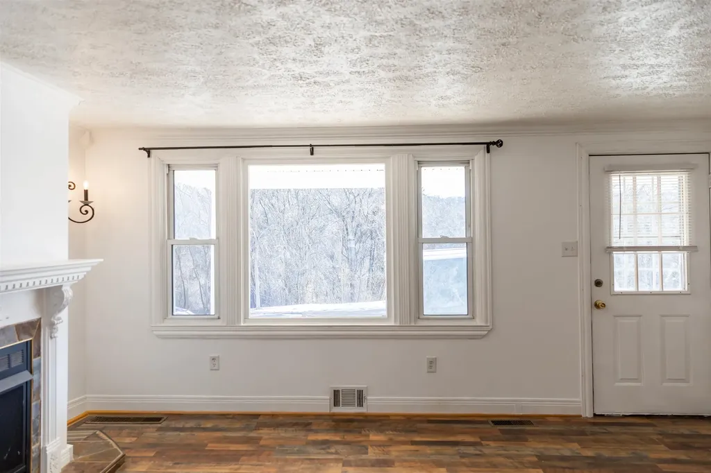 184 Hillside Drive SW Buena Vista VA 24416