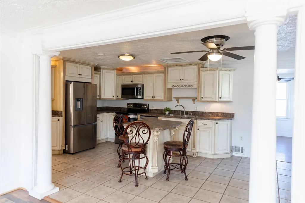 184 Hillside Drive SW Buena Vista VA 24416