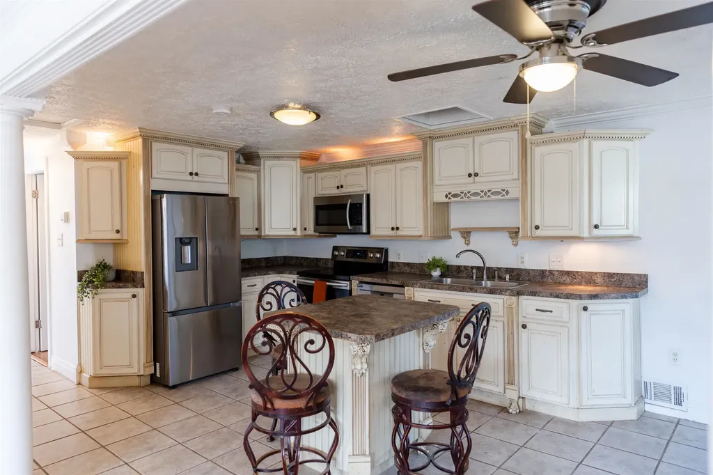 184 Hillside Drive SW Buena Vista VA 24416