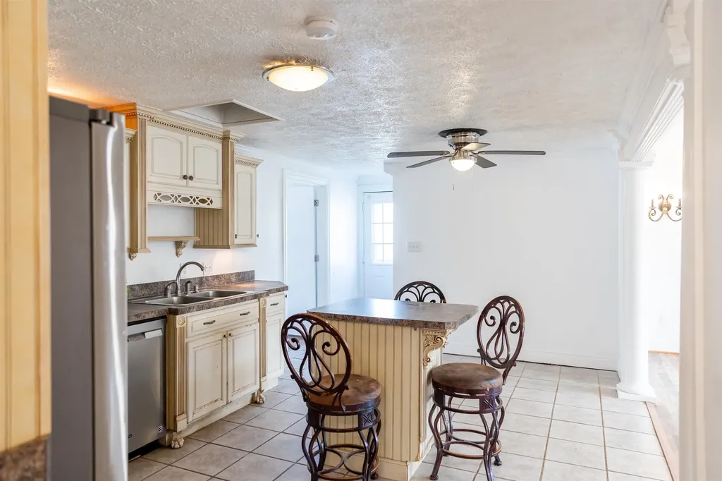 184 Hillside Drive SW Buena Vista VA 24416