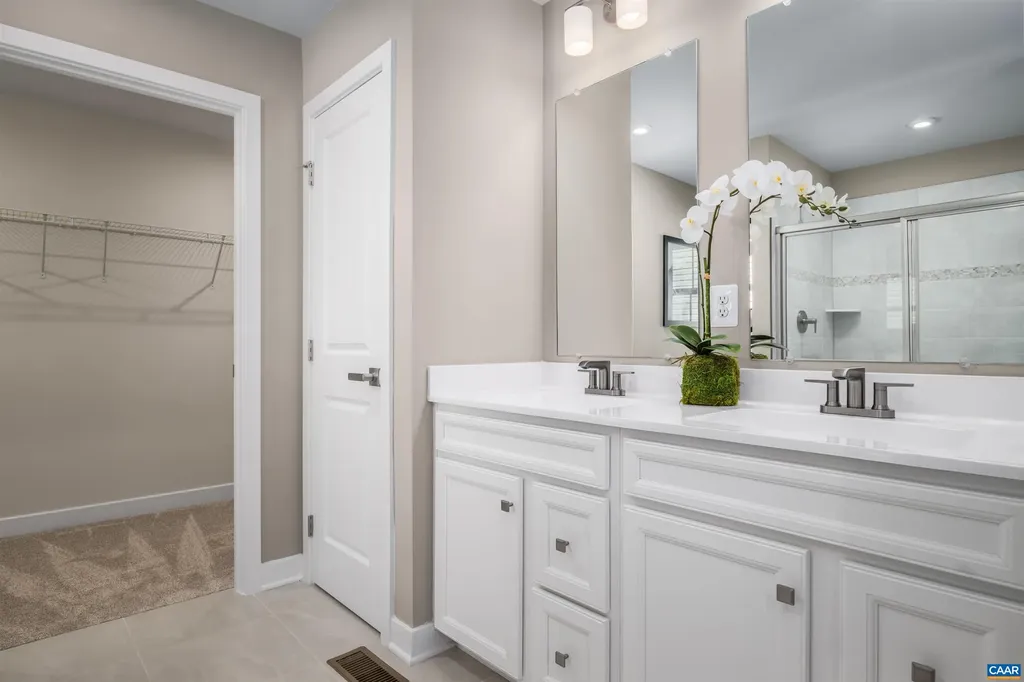 141 White Sands Boulevard Barboursville VA 22923