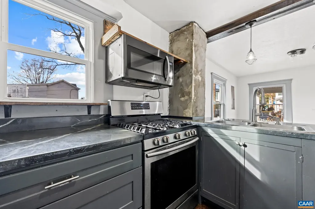 504 12th Street NW Charlottesville VA 22903