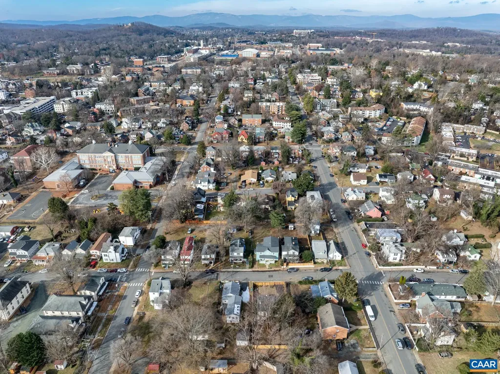 504 12th Street NW Charlottesville VA 22903