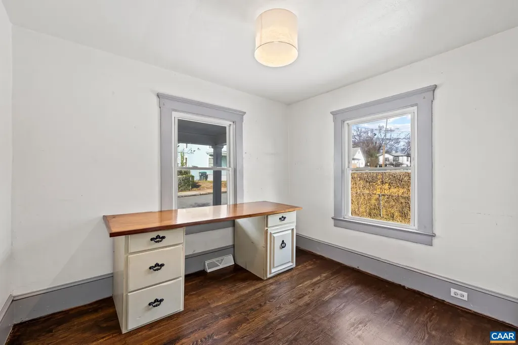 504 12th Street NW Charlottesville VA 22903