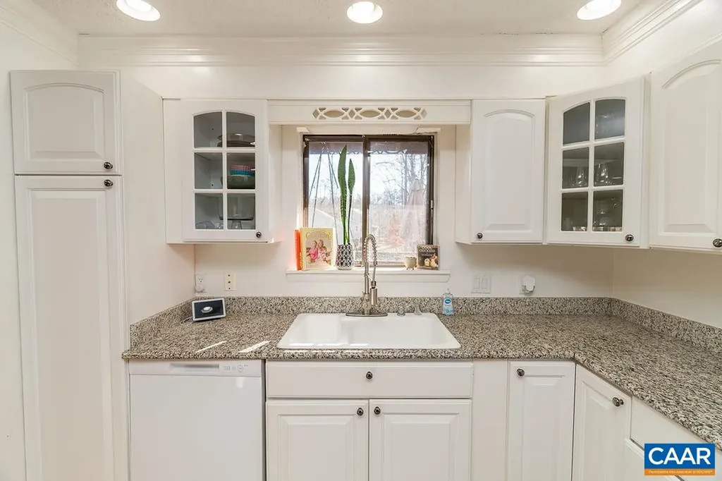 890 Jefferson Drive Palmyra VA 22963