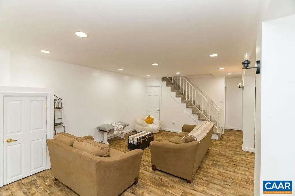 890 Jefferson Drive Palmyra VA 22963