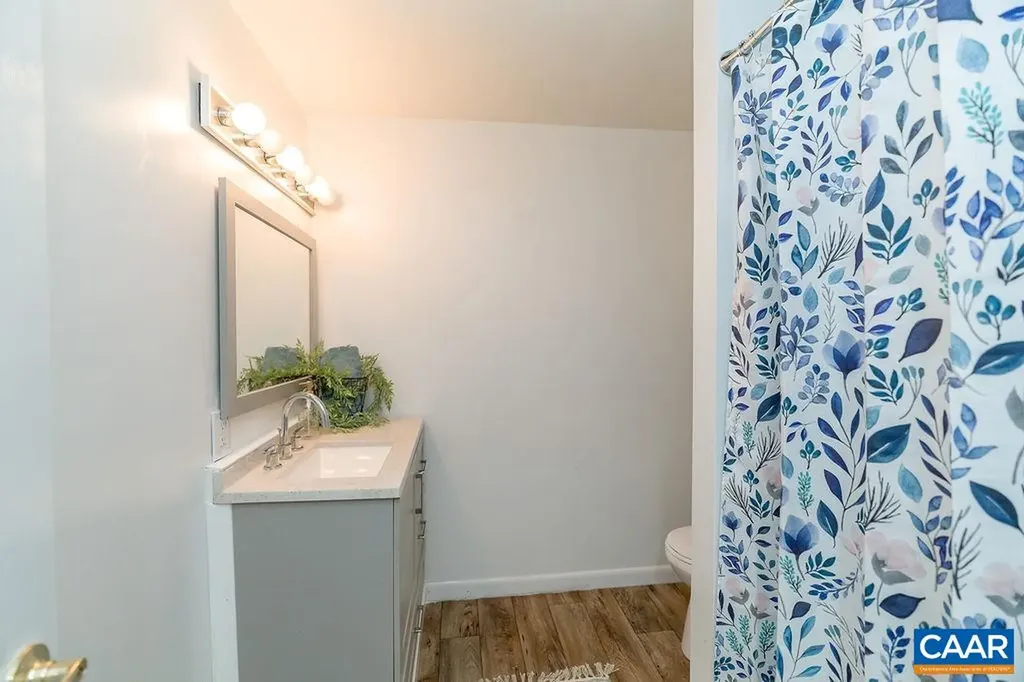 890 Jefferson Drive Palmyra VA 22963