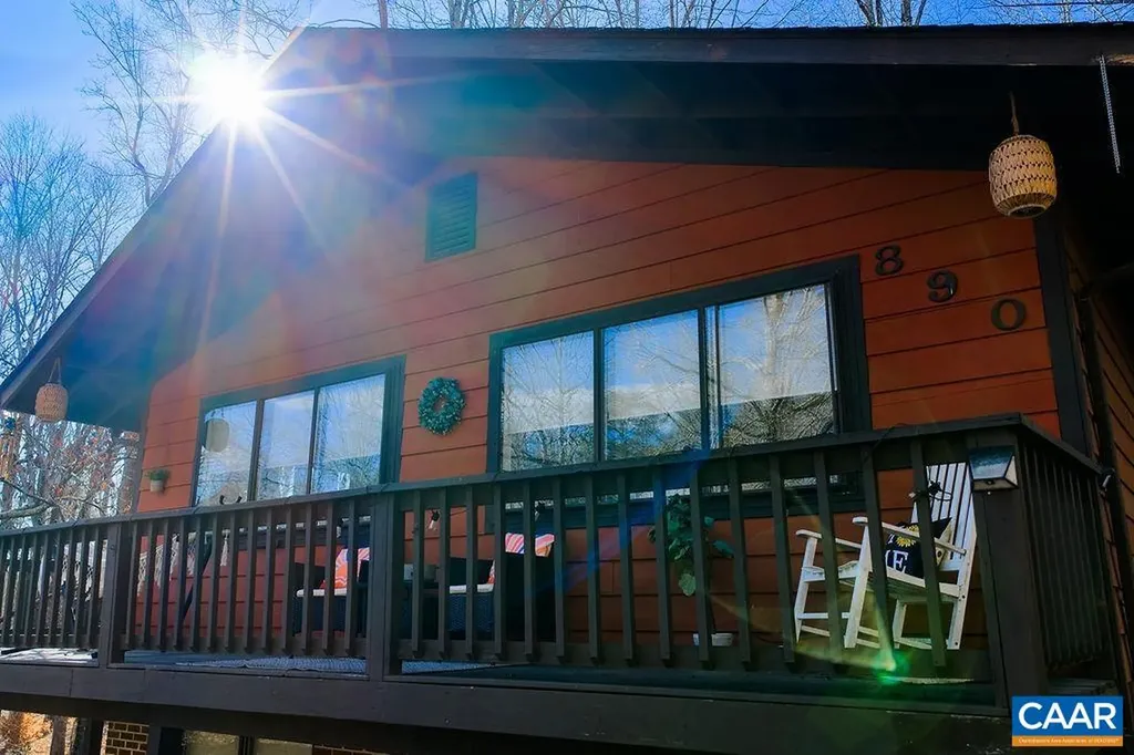 890 Jefferson Drive Palmyra VA 22963