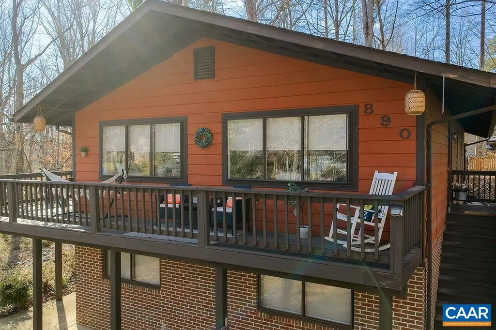 890 Jefferson Drive Palmyra VA 22963