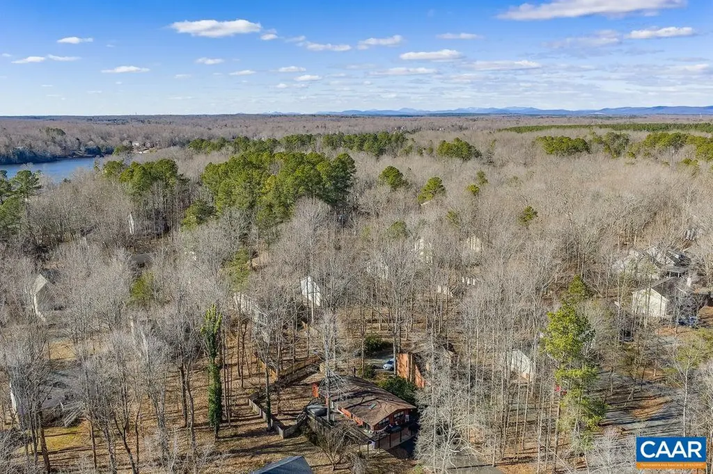 890 Jefferson Drive Palmyra VA 22963