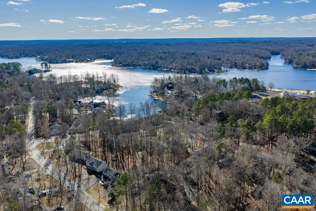 890 Jefferson Drive Palmyra VA 22963