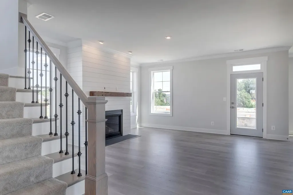 L1-65E Bear Island Parkway Zion Crossroads VA 22942