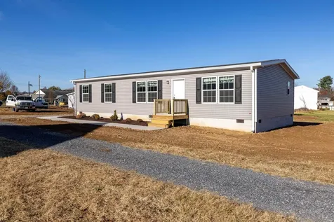 341 Park Road Stanley VA 22851