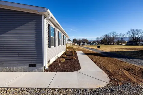 341 Park Road Stanley VA 22851