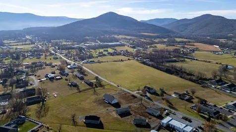 341 Park Road Stanley VA 22851