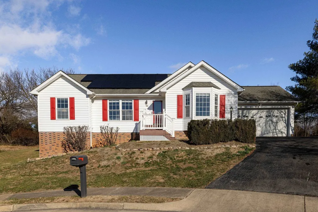 134 Dillon Court New Market VA 22844