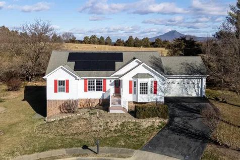 134 Dillon Court New Market VA 22844