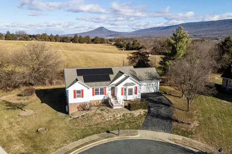 134 Dillon Court New Market VA 22844