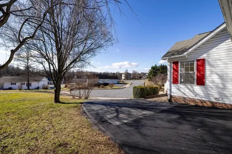 134 Dillon Court New Market VA 22844