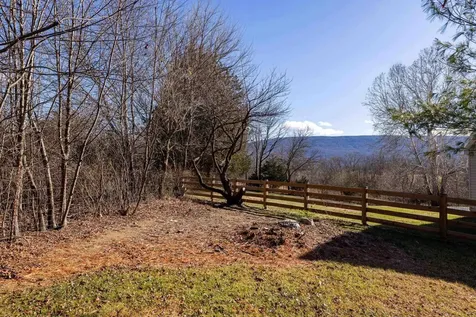 134 Dillon Court New Market VA 22844