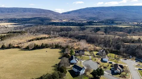 134 Dillon Court New Market VA 22844