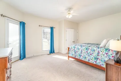 6250 Dotts Lane Penn Laird VA 22846