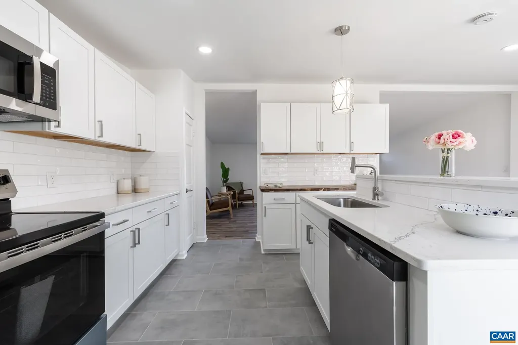 6760 Courthouse Road Louisa VA 23093