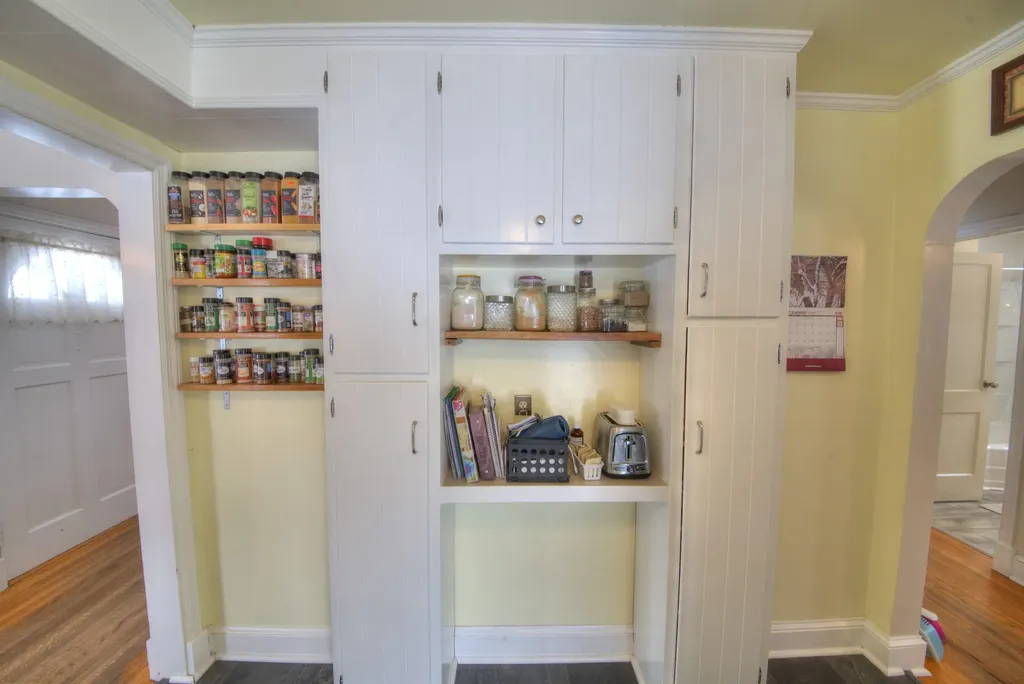 7011 South East Side Highway Elkton VA 22827