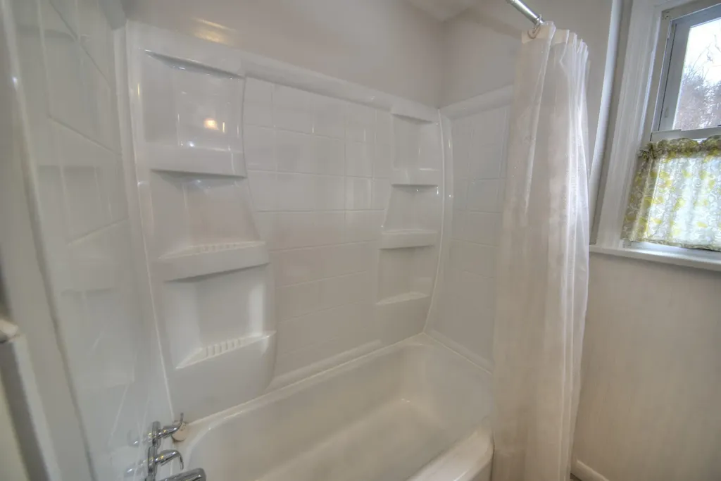 7011 South East Side Highway Elkton VA 22827