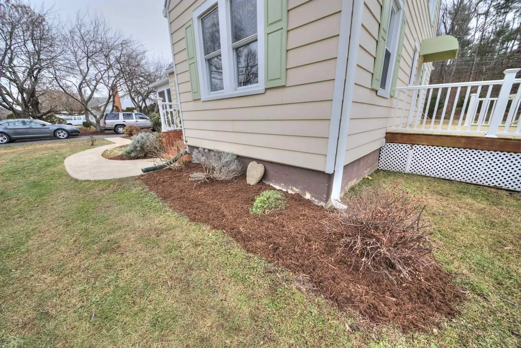 7011 South East Side Highway Elkton VA 22827