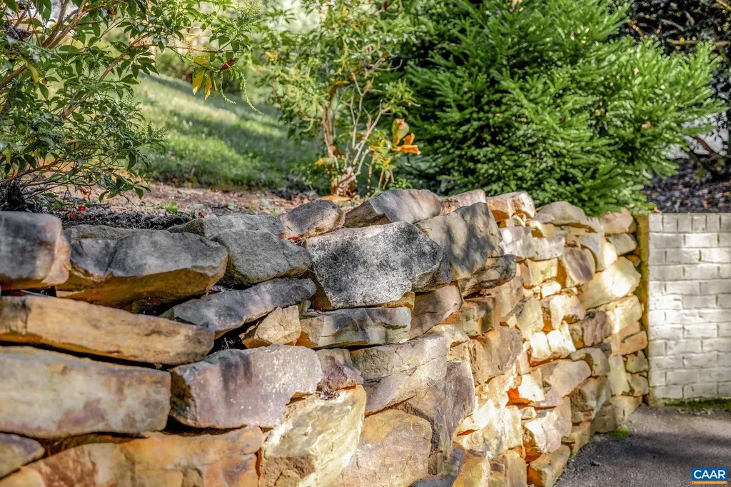 1670 Blackwood Road Charlottesville VA 22901