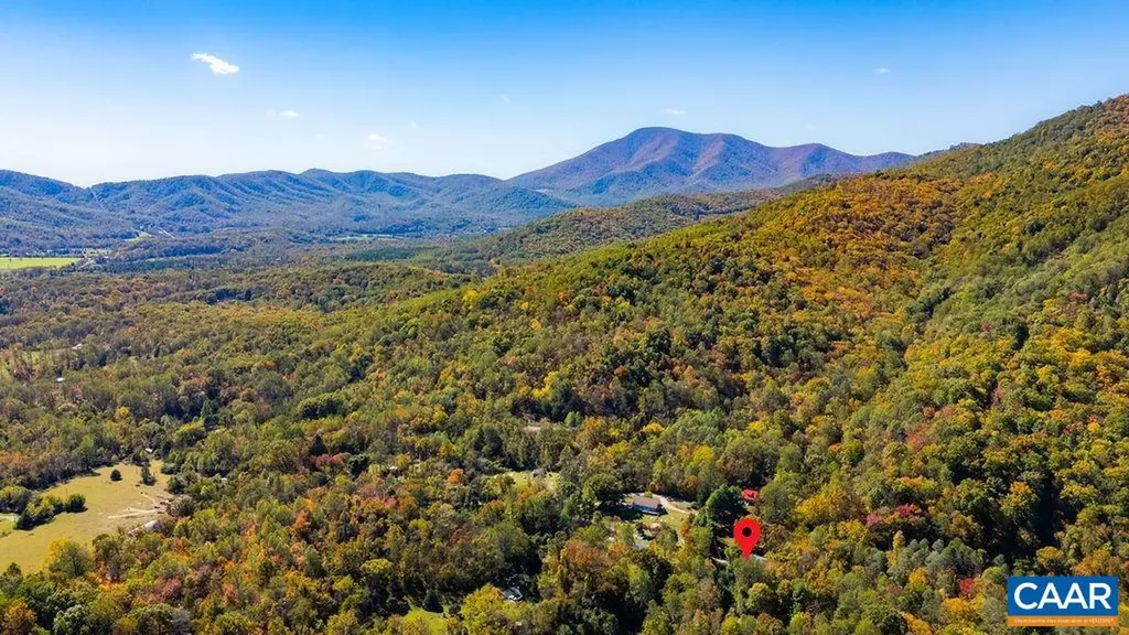 96 Little Stoney Lane Nellysford VA 22958